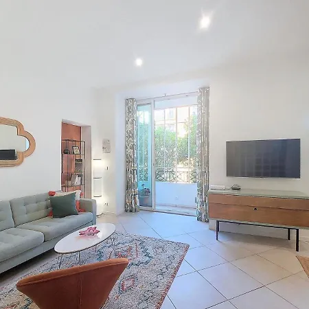 Nestor&jeeves - Bel Air - Center - Modern Apartment *